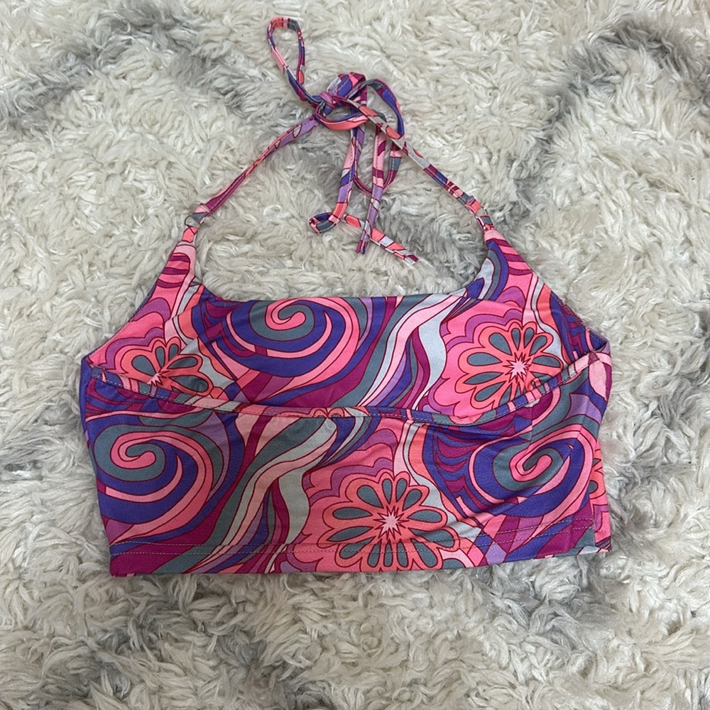 Cute tank top! - Picture 2 of 2